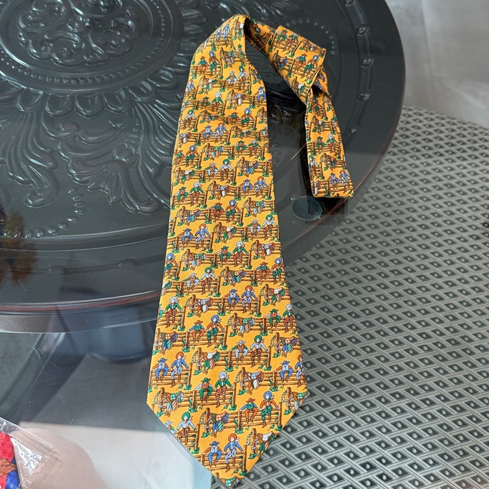 Salvatore Ferragamo Gold Cowboy Motif Tie